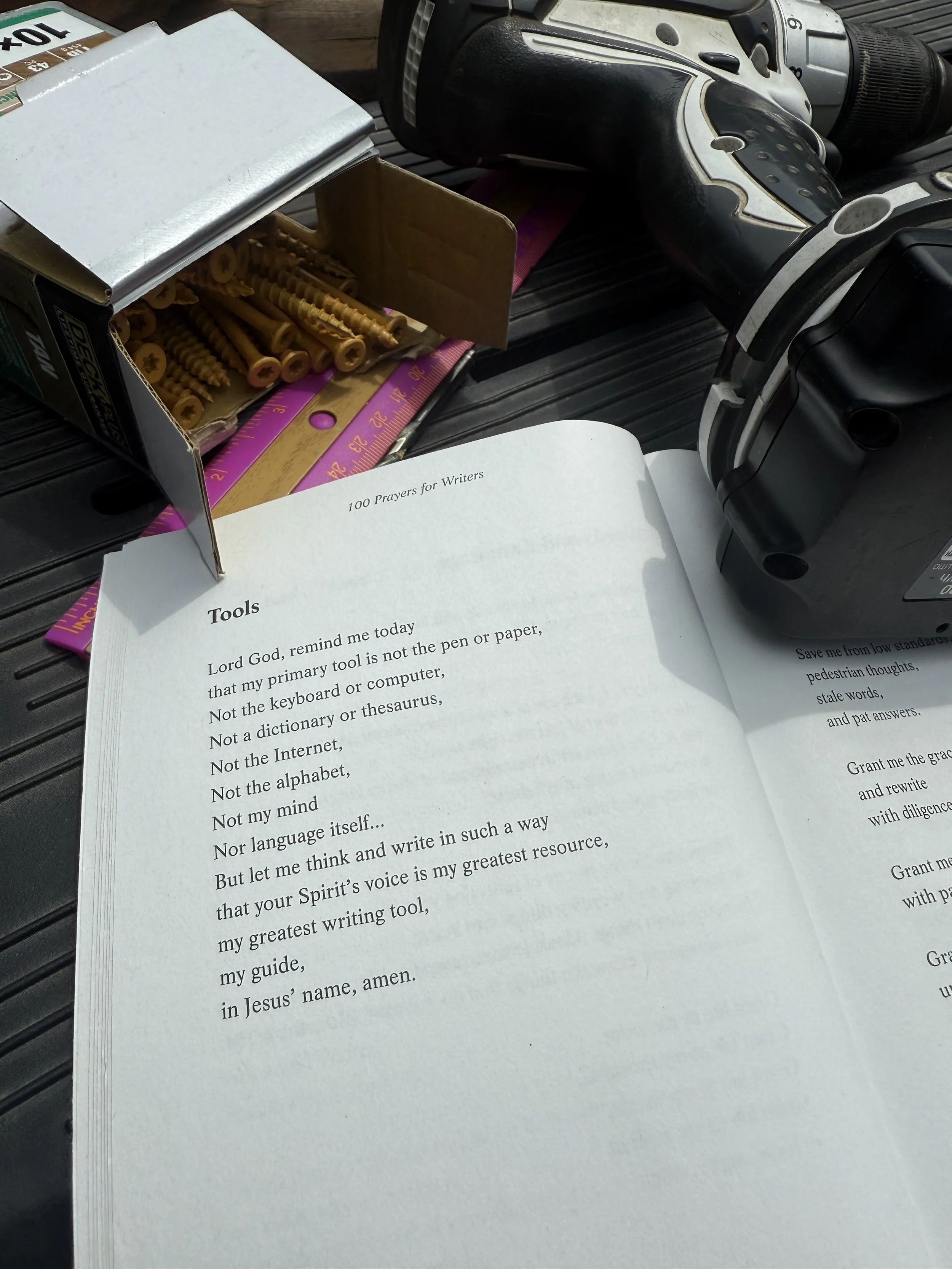 Poem “Tools” by Bob Hostetler—in his new release  100 Prayers for Writers  (linked). 